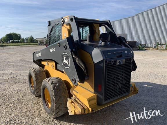 Image of John Deere 330G equipment image 2