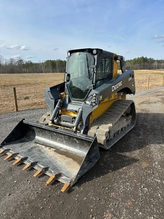 2020 John Deere 331G Equipment Image0