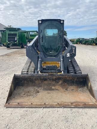 Image of John Deere 331G equipment image 2