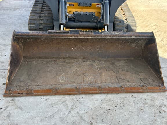 Image of John Deere 333G equipment image 4