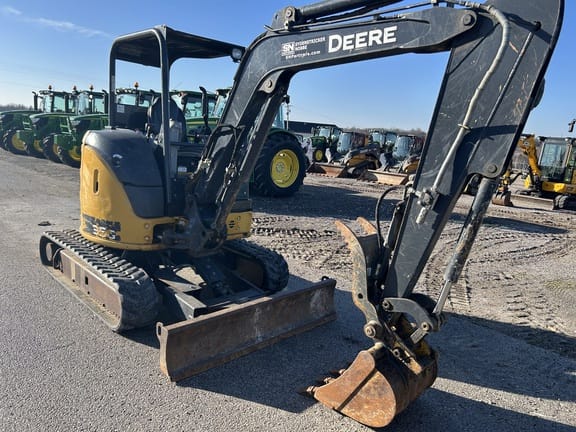 2020 John Deere 35G Equipment Image0