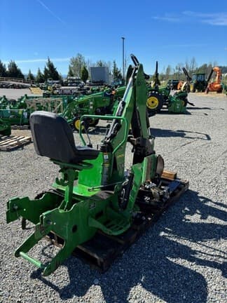 Image of John Deere 370B equipment image 4