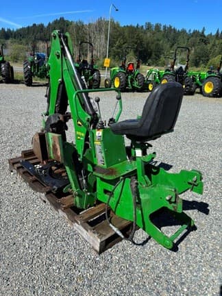 Image of John Deere 370B equipment image 3