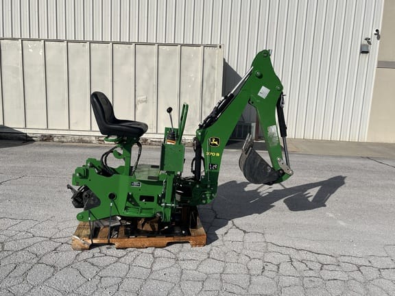 2020 John Deere 370B Equipment Image0