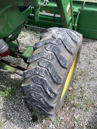 Image of John Deere 4044M equipment image 4