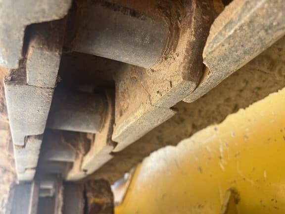 Image of John Deere 450K equipment image 4