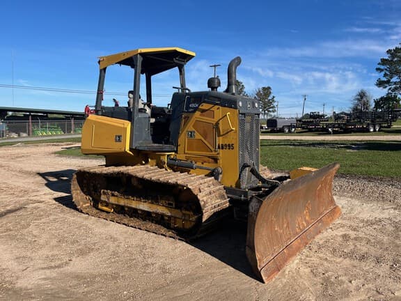 Image of John Deere 450K equipment image 1