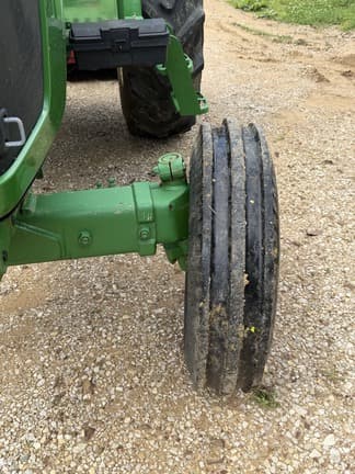 Image of John Deere 5045E equipment image 3