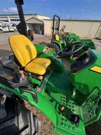 Image of John Deere 5045E equipment image 2