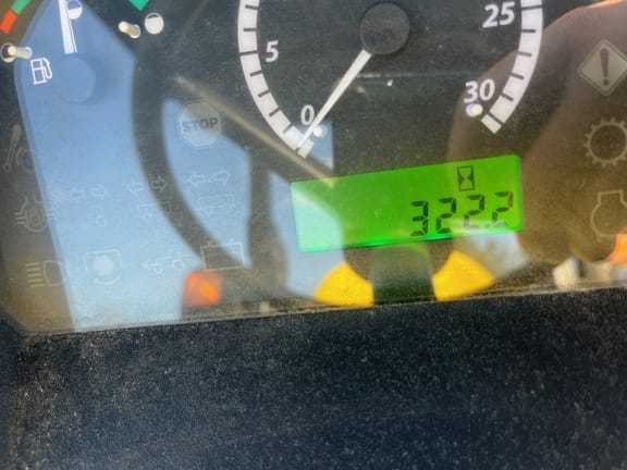 2020 John Deere 5045E Equipment Image0