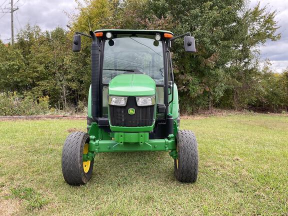 Image of John Deere 5075E equipment image 4
