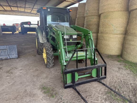 Image of John Deere 5075E equipment image 3