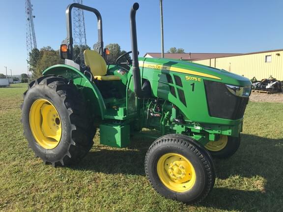 Image of John Deere 5075E equipment image 2