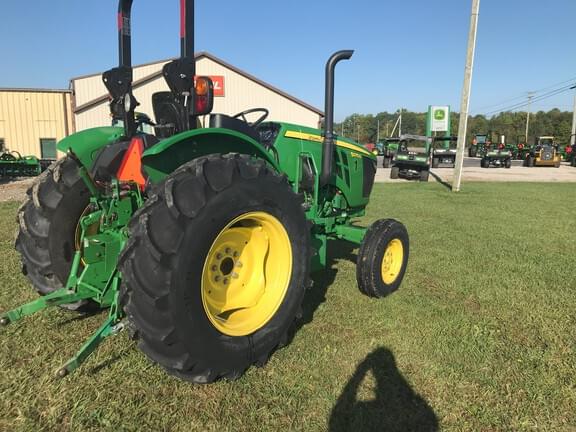 Image of John Deere 5075E equipment image 4
