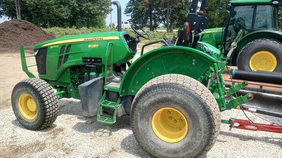 Image of John Deere 5075M equipment image 4