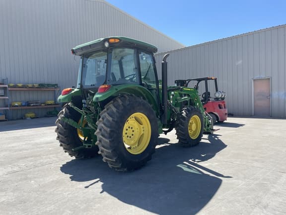 Image of John Deere 5100E equipment image 4