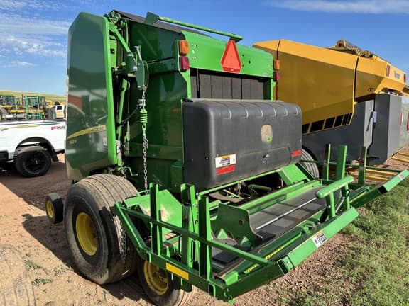 Image of John Deere 560M equipment image 2