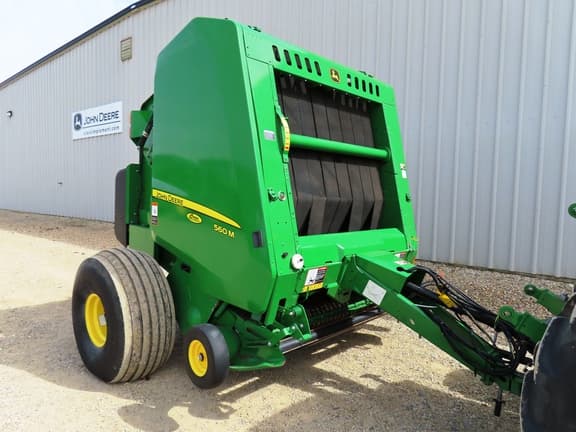 Image of John Deere 560M equipment image 2