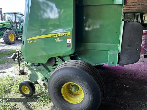 Image of John Deere 560M equipment image 3