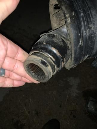 Image of John Deere 560M equipment image 3