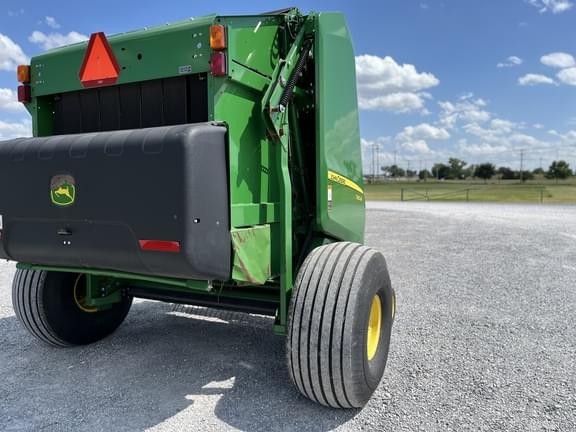 Image of John Deere 560M equipment image 4