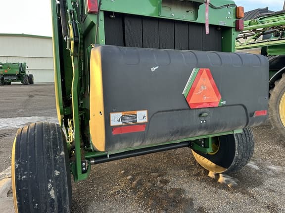 Image of John Deere 560M equipment image 4