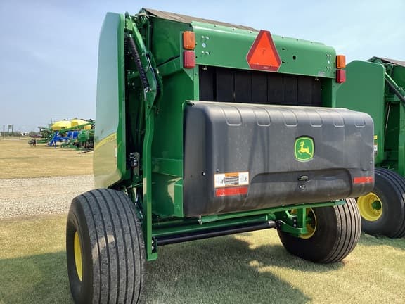 Image of John Deere 560M equipment image 3