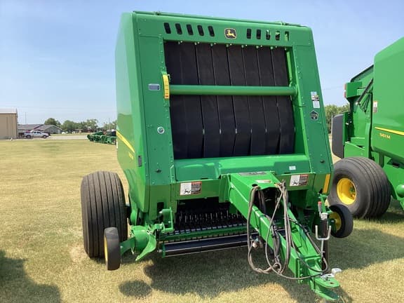 Image of John Deere 560M equipment image 1