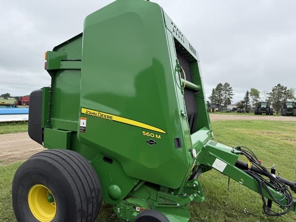 Image of John Deere 560M equipment image 1
