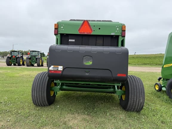 Image of John Deere 560M equipment image 3