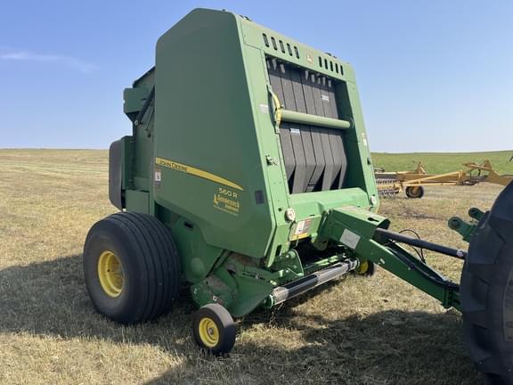 Image of John Deere 560R equipment image 1