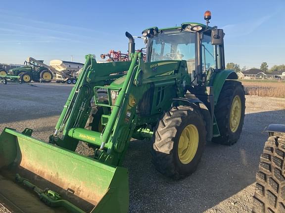 Image of John Deere 6120M equipment image 1