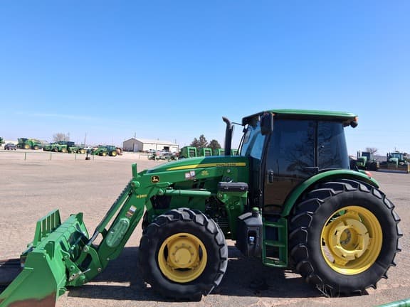 Image of John Deere 6135E equipment image 1