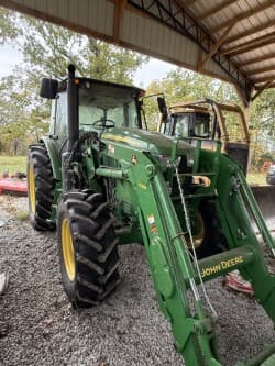 Image of John Deere 6135E Primary image