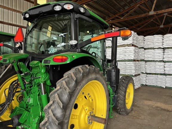 Image of John Deere 6145R equipment image 3