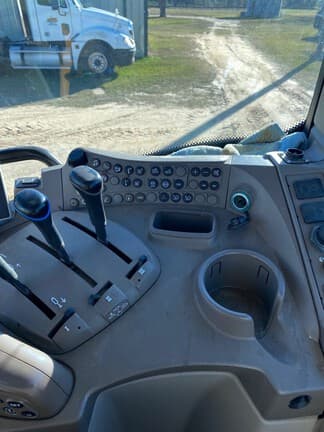Image of John Deere 6145R equipment image 3