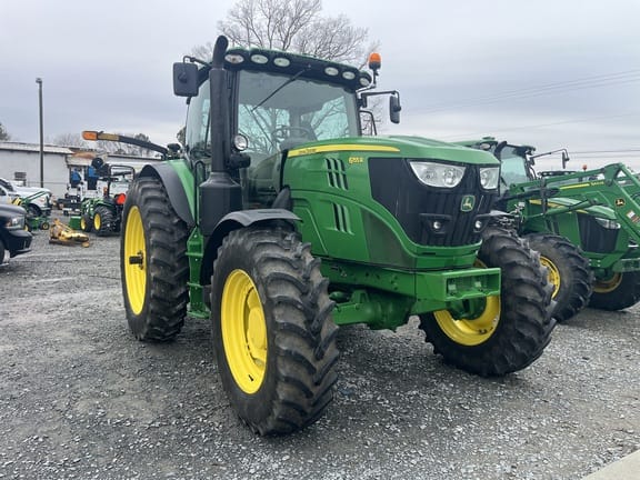 2020 John Deere 6155R Equipment Image0