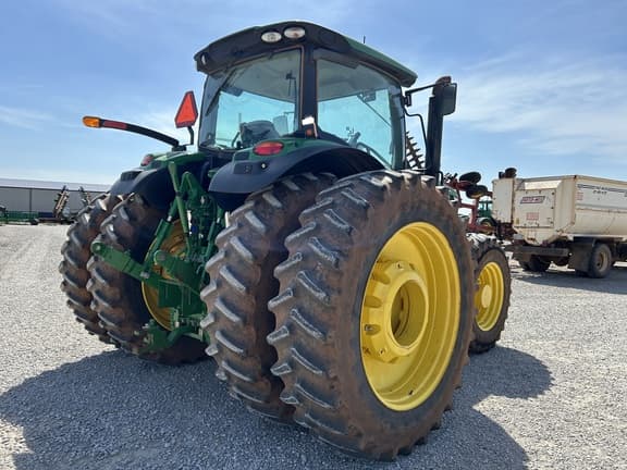 Image of John Deere 6215R equipment image 4