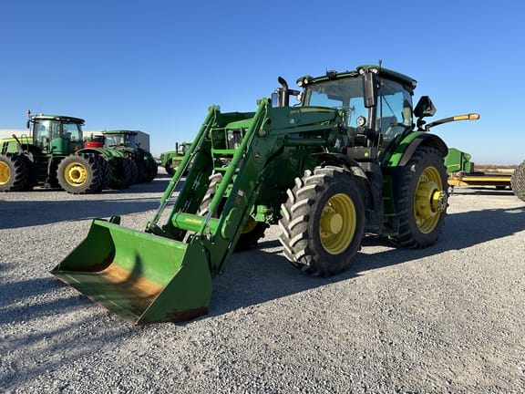 2020 John Deere 6215R Equipment Image0