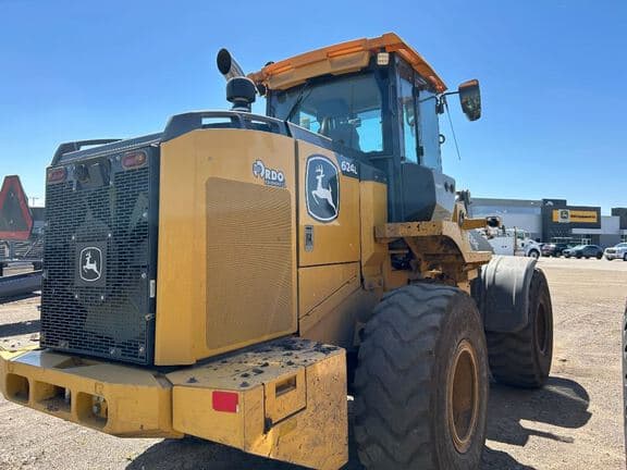 Image of John Deere 624L equipment image 4