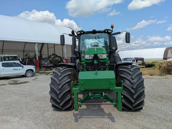 Image of John Deere 6250R equipment image 2