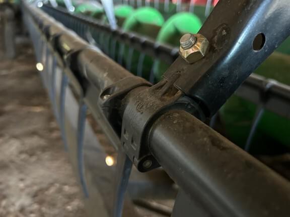 Image of John Deere 635F equipment image 4