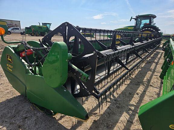 Image of John Deere 635F equipment image 4