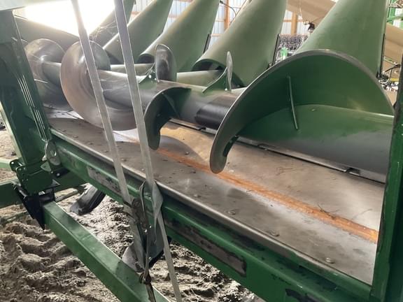 Image of John Deere 708C equipment image 4