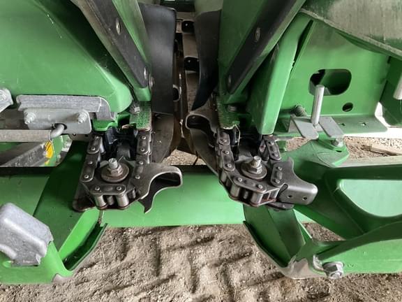 Image of John Deere 708C equipment image 2