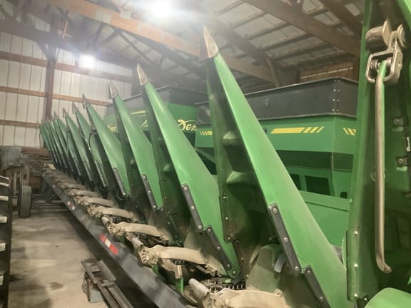 2020 John Deere 712C Equipment Image0