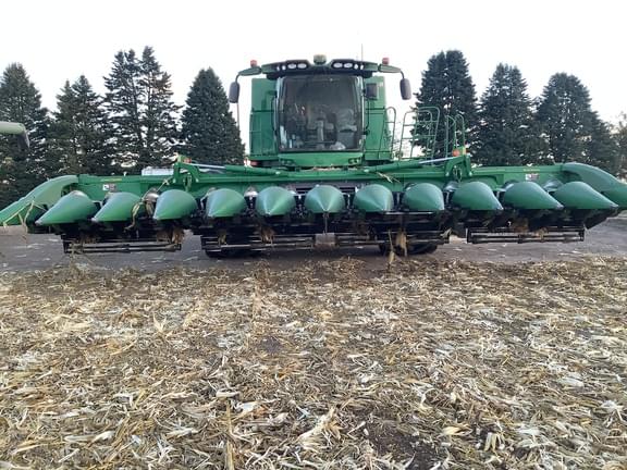 Image of John Deere 712FC equipment image 2