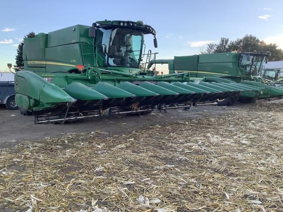 Image of John Deere 712FC Primary image