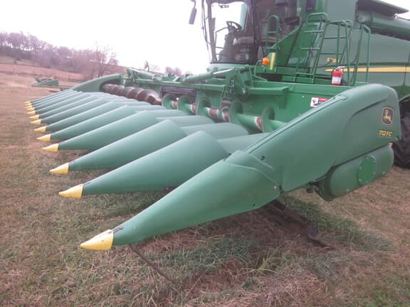 Image of John Deere 712FC equipment image 2