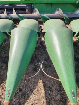 Image of John Deere 712FC equipment image 3
